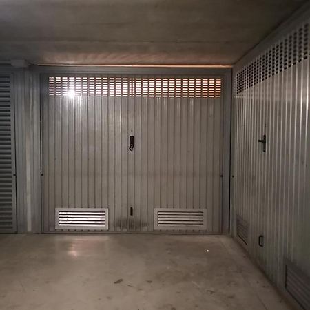 La Porta Rossa Apartment วาโด ลีกูเร ภายนอก รูปภาพ
