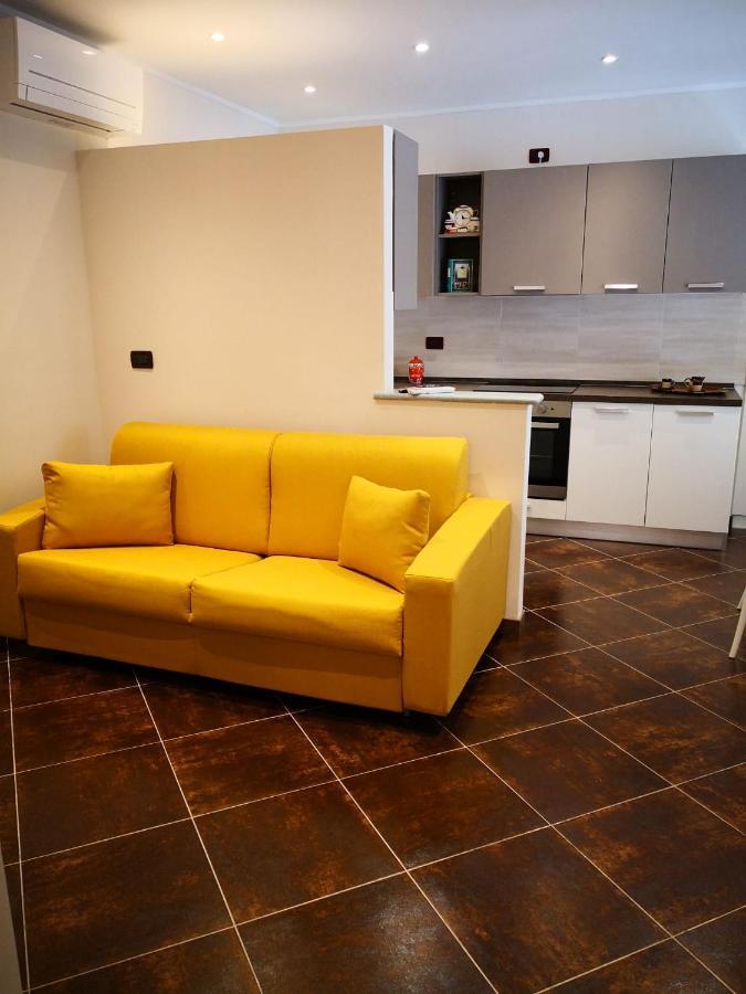 La Porta Rossa Apartment วาโด ลีกูเร ภายนอก รูปภาพ