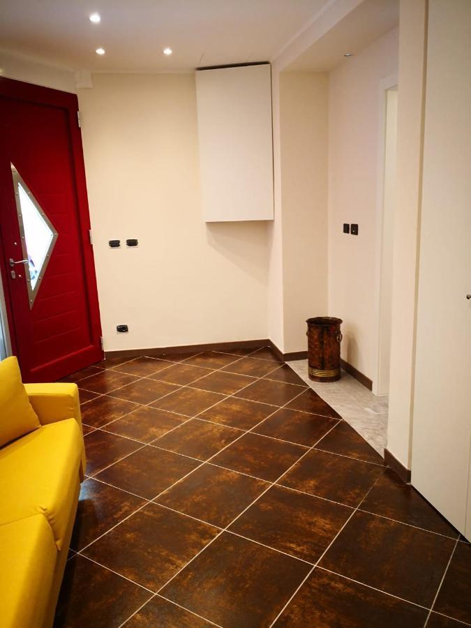 La Porta Rossa Apartment วาโด ลีกูเร ภายนอก รูปภาพ